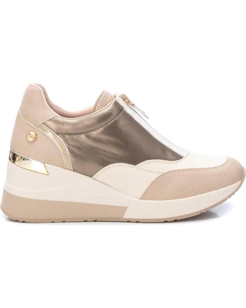 ZAPATILLAS XTI CASUAL MODELO 141874 BEIGE PARA MUJER BEIGE