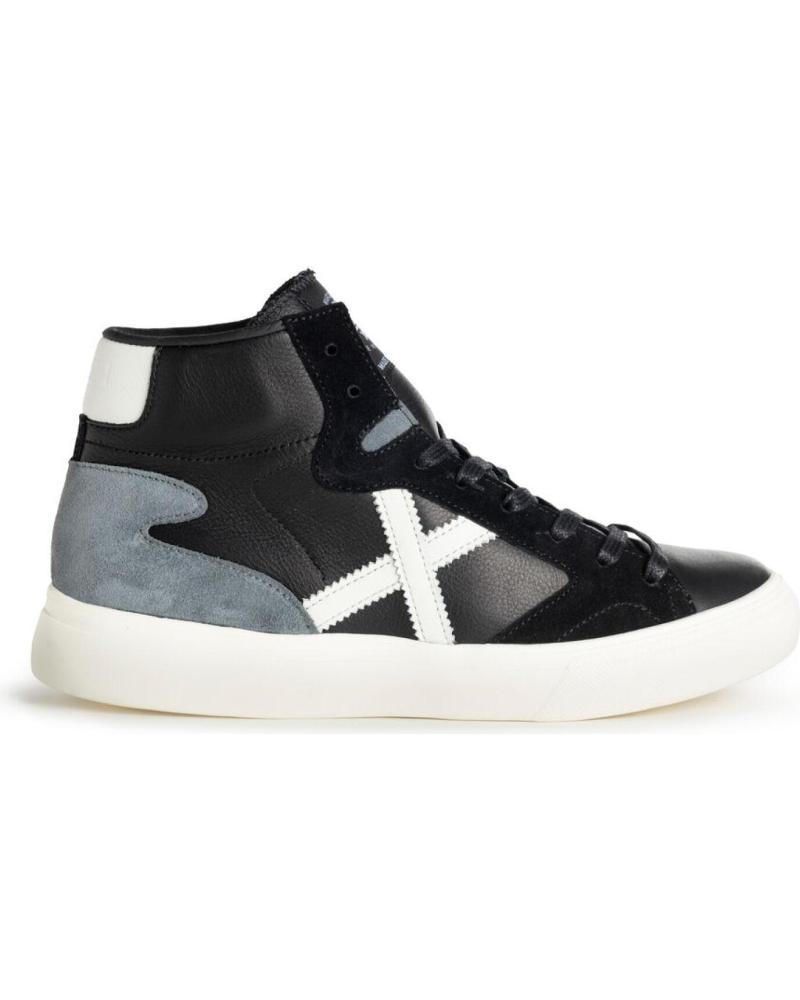 ZAPATILLAS MUNICH MOEBIUS 8335025 NEGRO NEGRO