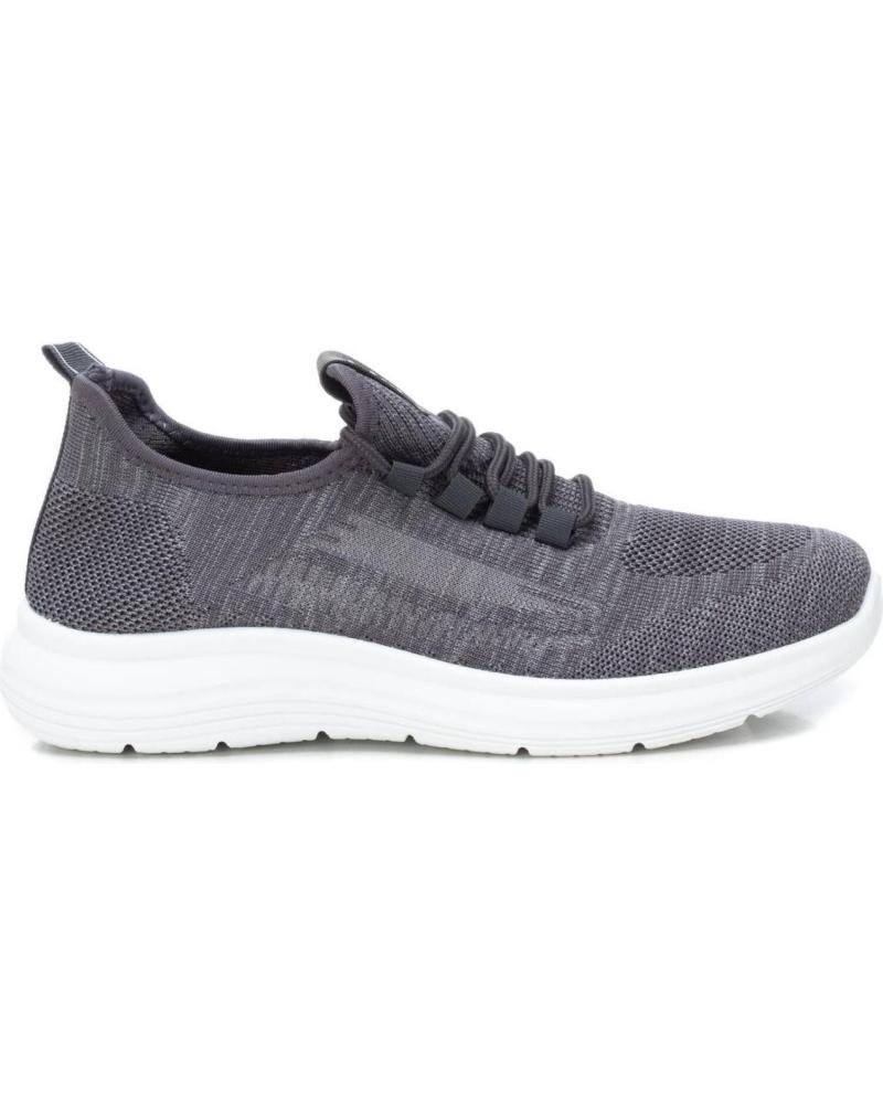 Zapatillas deporte de Hombre XTI 142497 GRIS