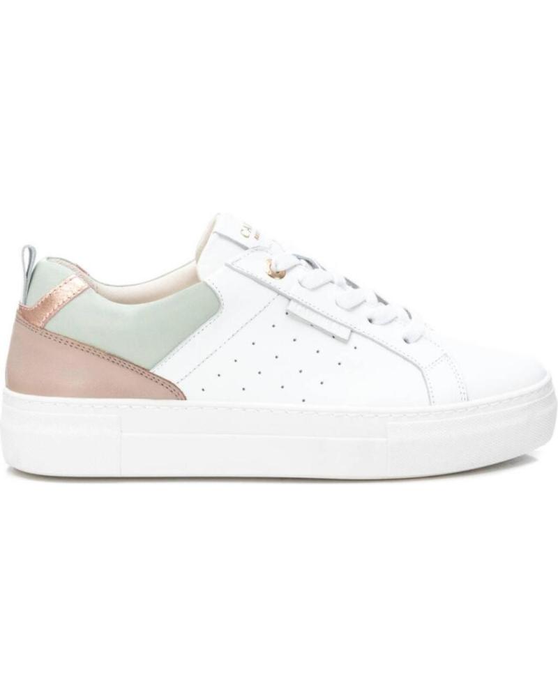 ZAPATILLAS CASUAL CARMELA BLANCO AQUA CON DETALLES PASTEL AQUA