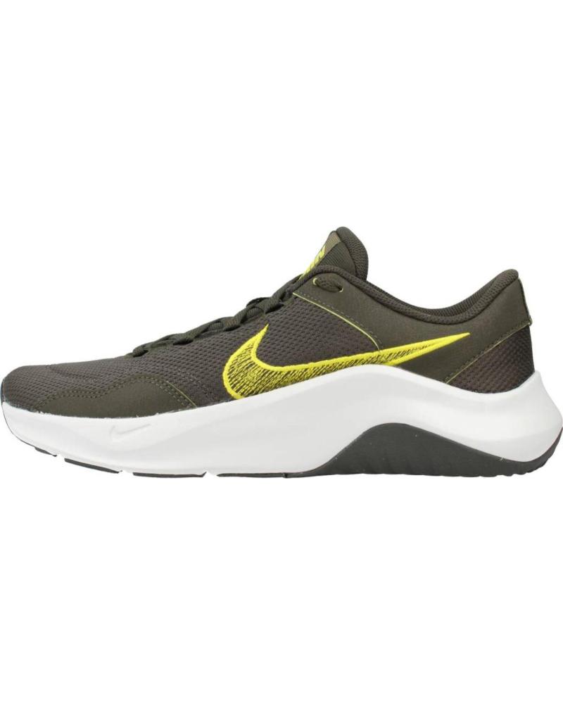 Zapatillas deporte de Hombre NIKE ZAPATILLAS HOMBRE MODELO LEGEND ESSENTIAL 3 MEN COLOR VERDE 300