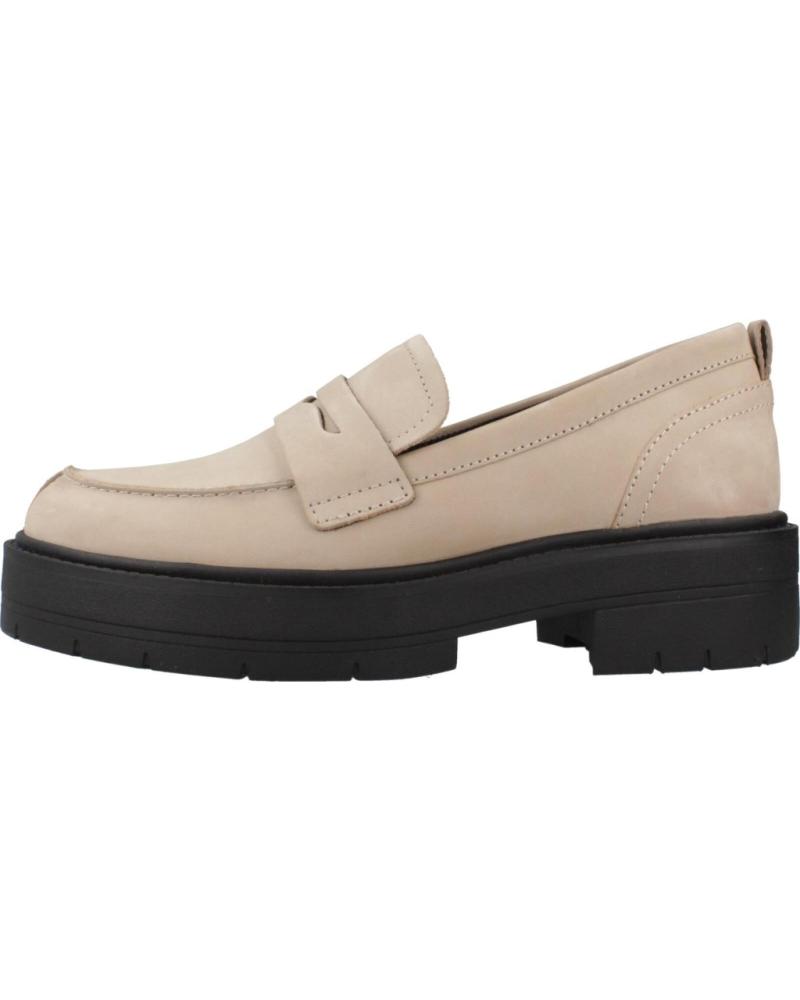 Mocasines de Mujer GEOX MOCASINES MUJER MODELO D SPHERICA EC7 COLOR BEIS C5004