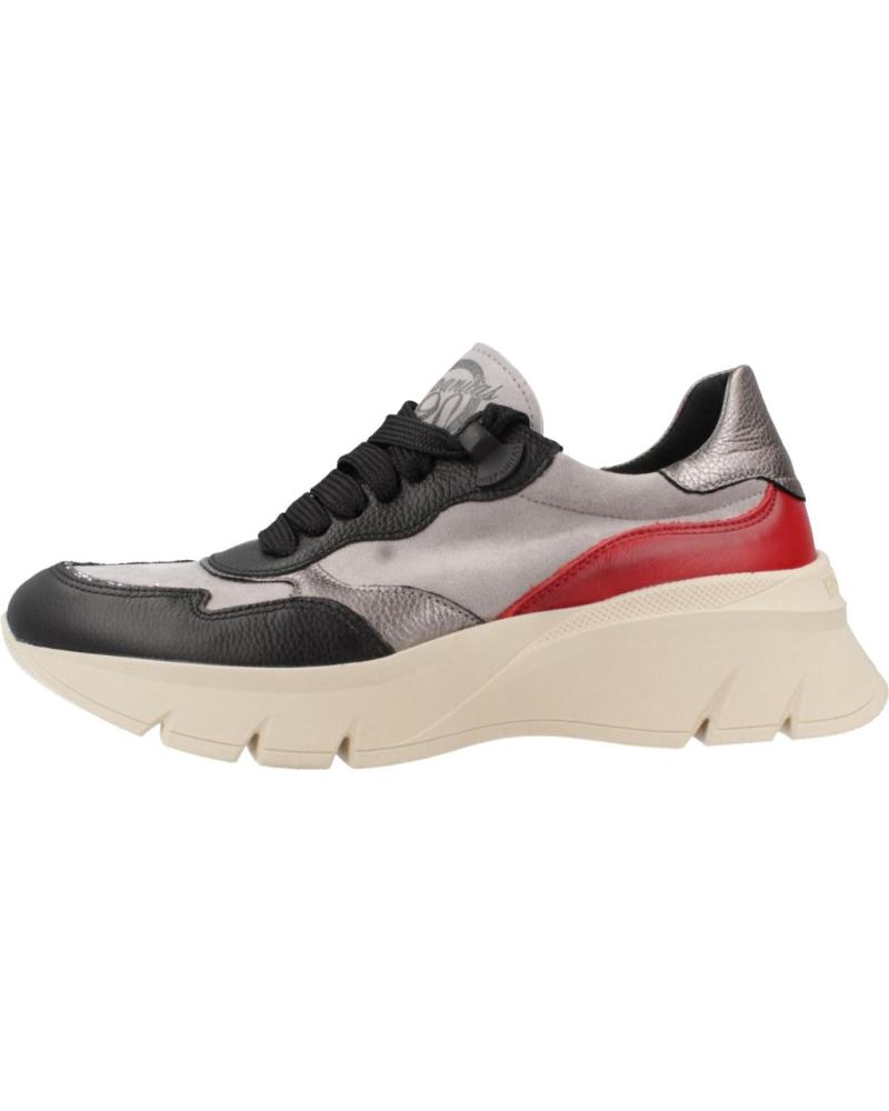 Deportivas de Mujer HISPANITAS ZAPATILLAS MUJER MODELO CHI243617 COLOR NEGRO BLACK