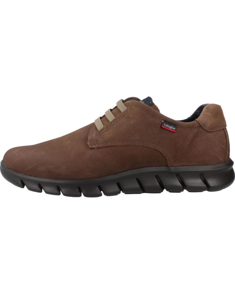 Zapatos de Hombre CALLAGHAN ZAPATILLAS HOMBRE MODELO 42831C COLOR MARRON TAUPE