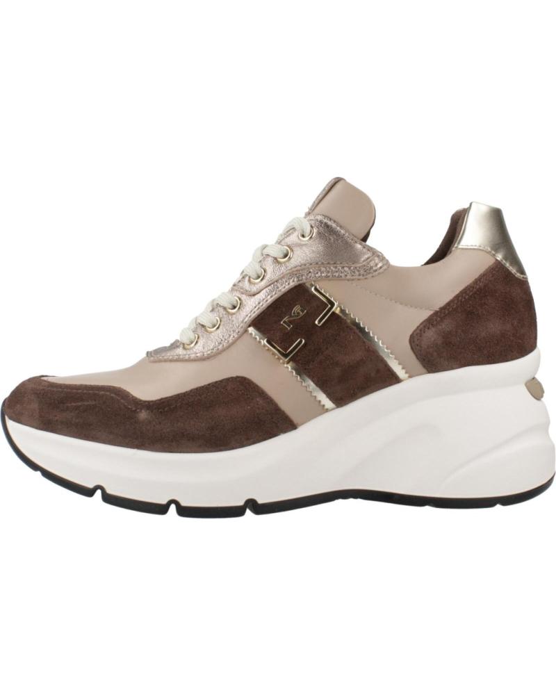 Deportivas de Mujer NERO GIARDINI ZAPATILLAS MUJER MODELO I411496D COLOR MARRON 305
