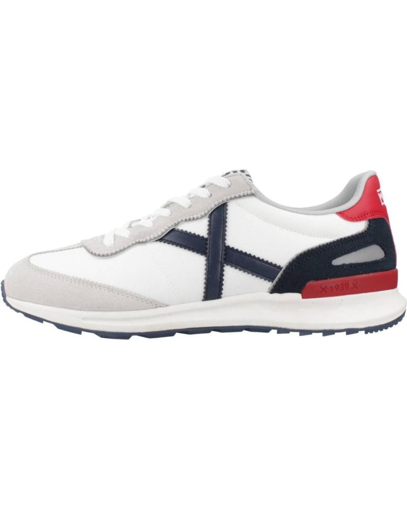 ZAPATILLAS MUNICH DYNAMO 8700064 BLANCAS CON DETALLES MULTICOLOR Y AZULES AZUL