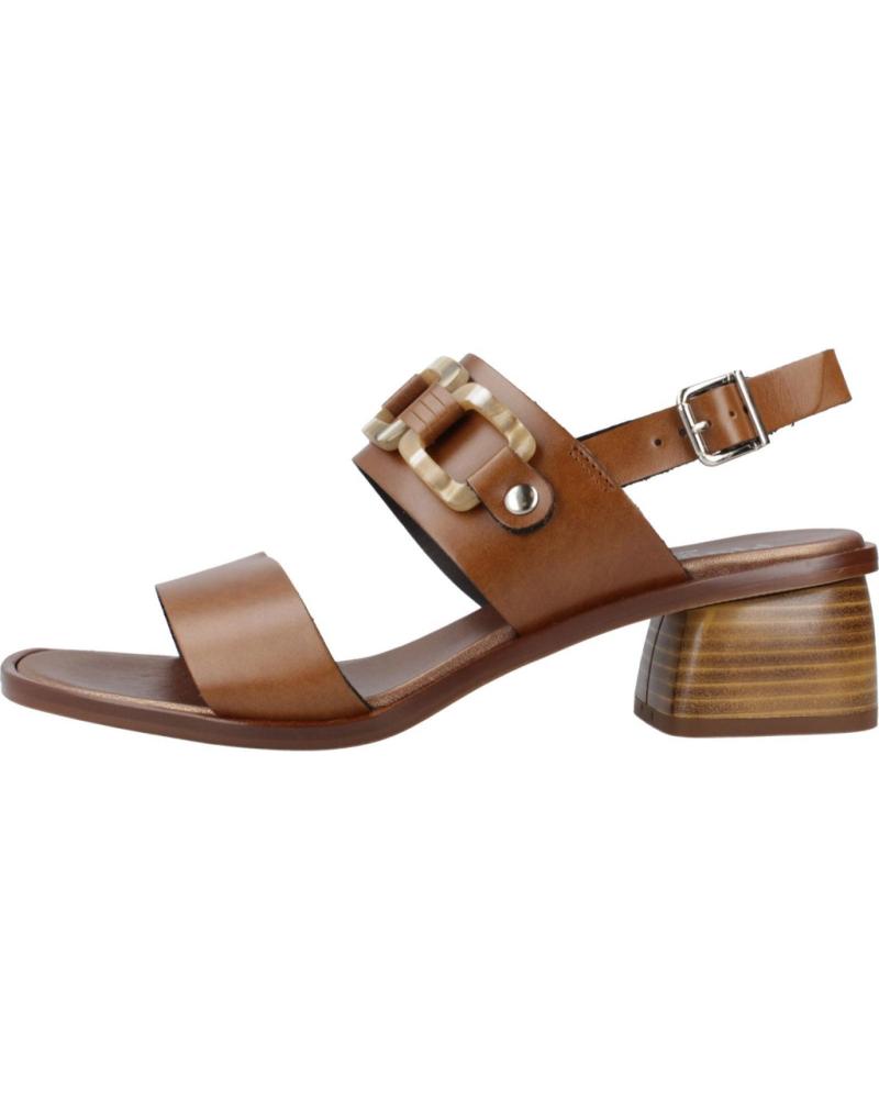 Sandalias de Mujer PLUMERS SANDALIAS MUJER MODELO 3803P COLOR MARRON CUERO