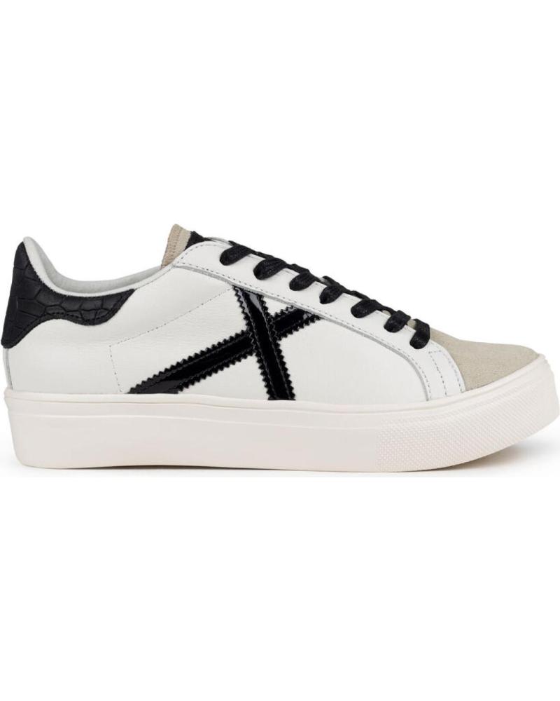 ZAPATILLAS MUNICH RETE SKY 8085071 BLANCAS CON LOGO X NEGRO BLANCO
