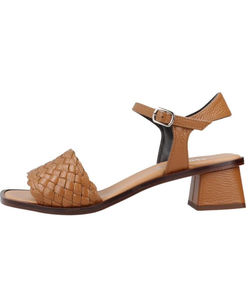 Sandálias de Mulher PLUMERS SANDALIAS MUJER MODELO 3820P COLOR MARRON CUERO