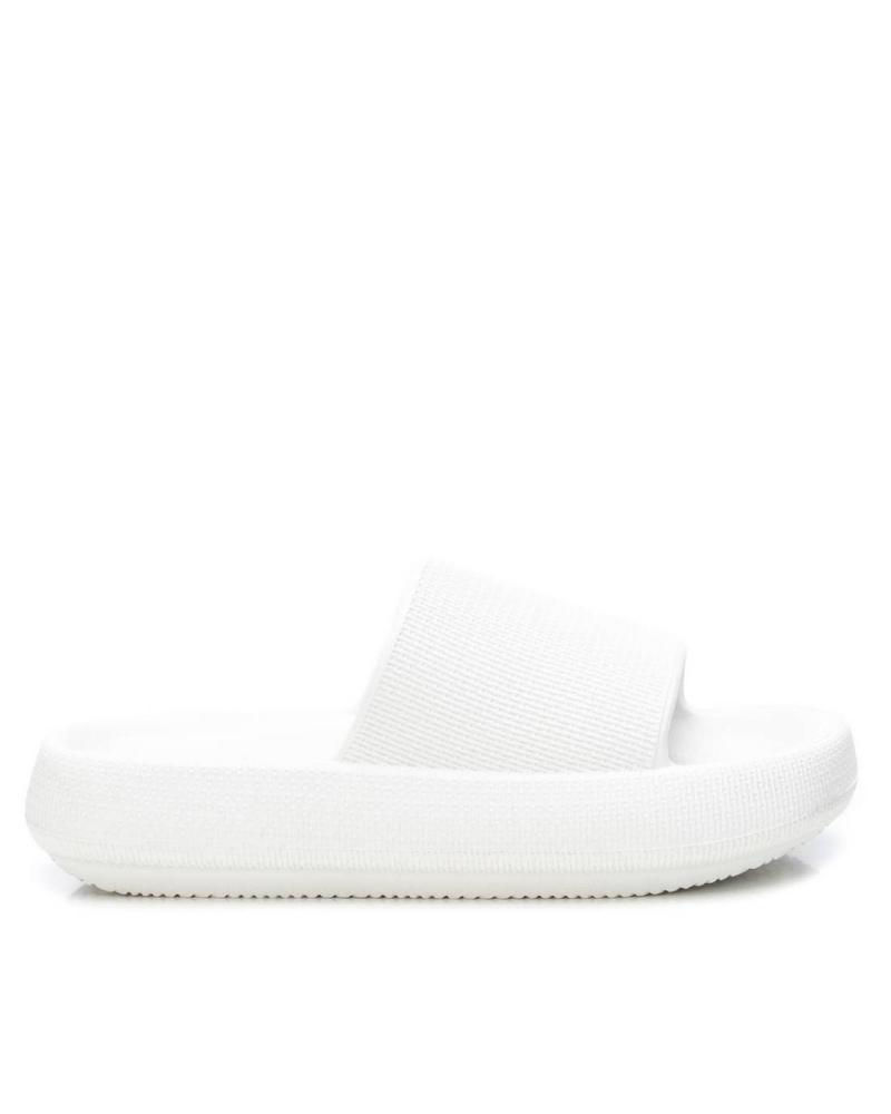 CHANCLAS XTI PLANAS MODELO 044489 MUJER BLANCO