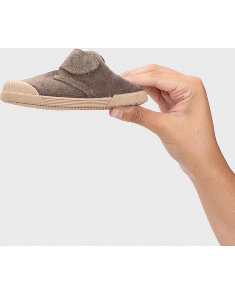 BOTÍN BAREFOOT IGOR W10321 TUI TOPO SERRAJE TAUPE TAUPE