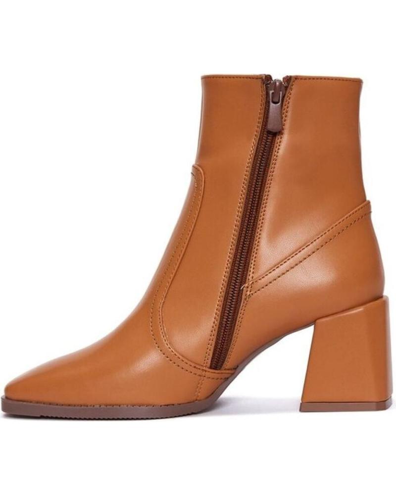 Botins de Mulher FASHION ATTITUDE FAB-SS2Y0264 BROWN