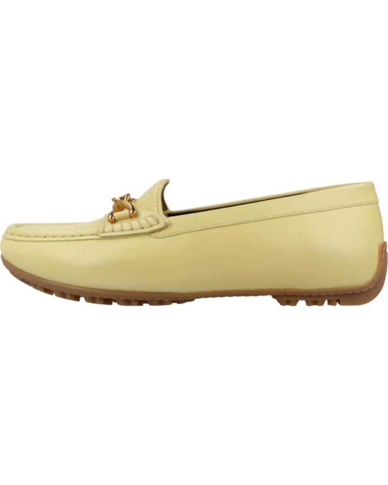 Mocasines de Mujer GEOX MOCASINES MUJER MODELO D KOSMOPOLIS GRIP COLOR AMARILLO C200 C2004