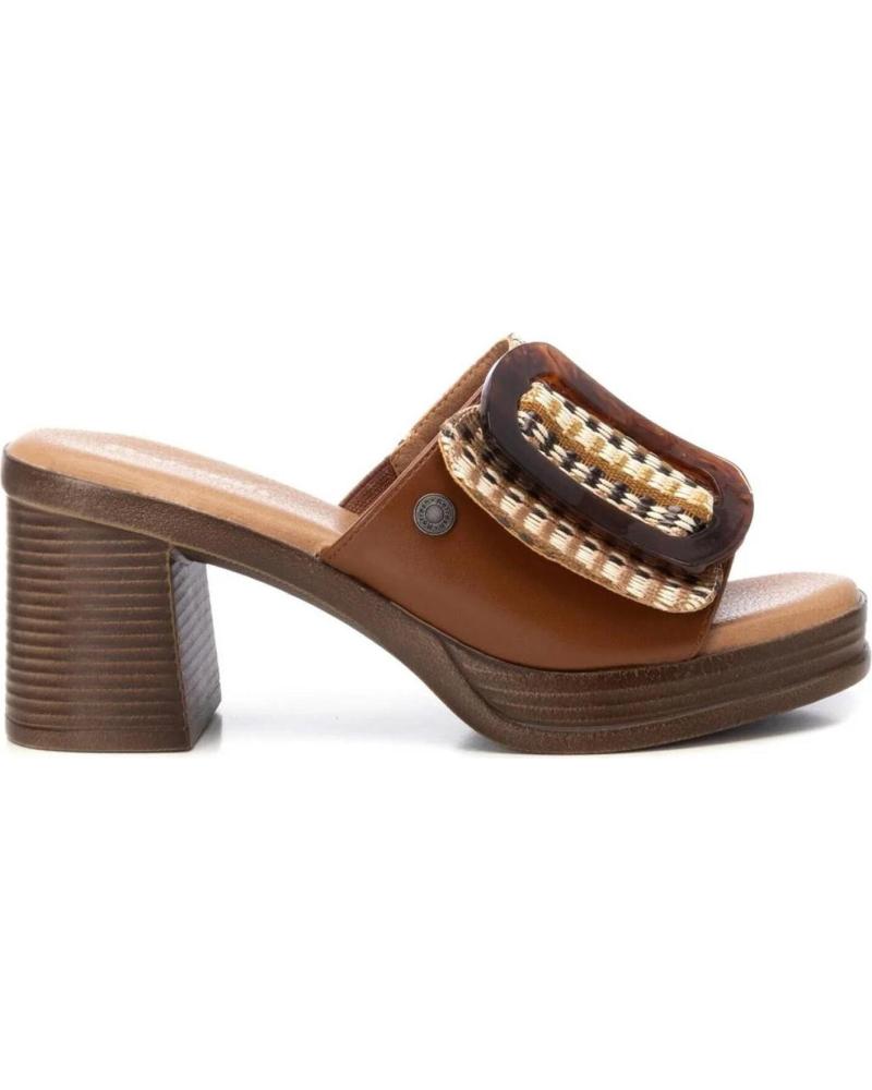 Zuecos de Mujer REFRESH 17252203 CAMEL