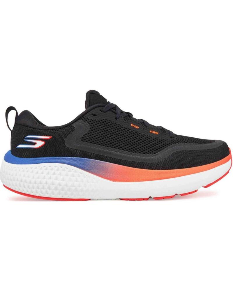 Deportivas de Hombre SKECHERS GO RUN SUPERSONIC BKMT