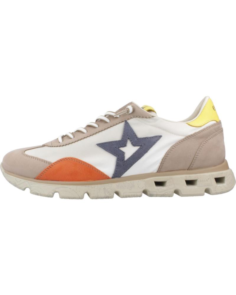 ZAPATILLAS DEPORTIVAS HOMBRE CETTI 1259 TAUPE CON DETALLES NARANJA Y AZUL TAUPE