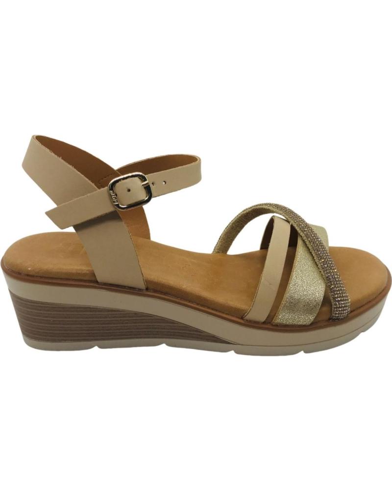 SANDALIAS DE CUÑA MTNG MUSTANG 54556 TAUPE CON CIERRE DE HEBILLA TAUPE