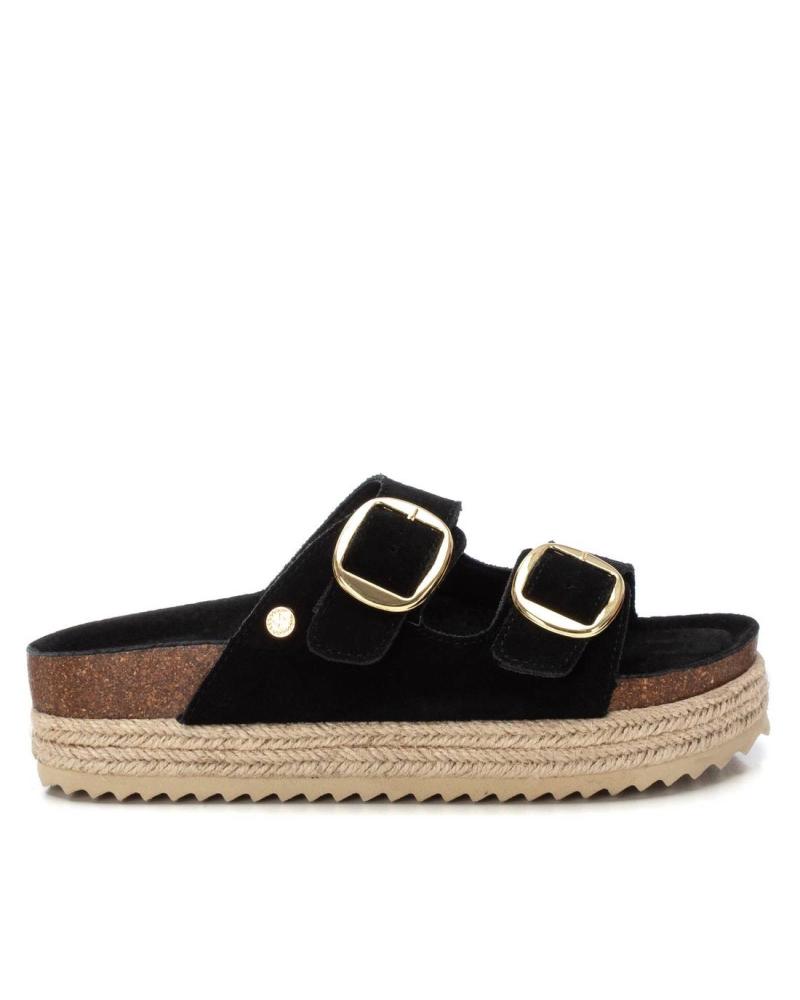 SANDALIAS PLATAFORMA XTI 143635 CON HEBILLAS NEGRO