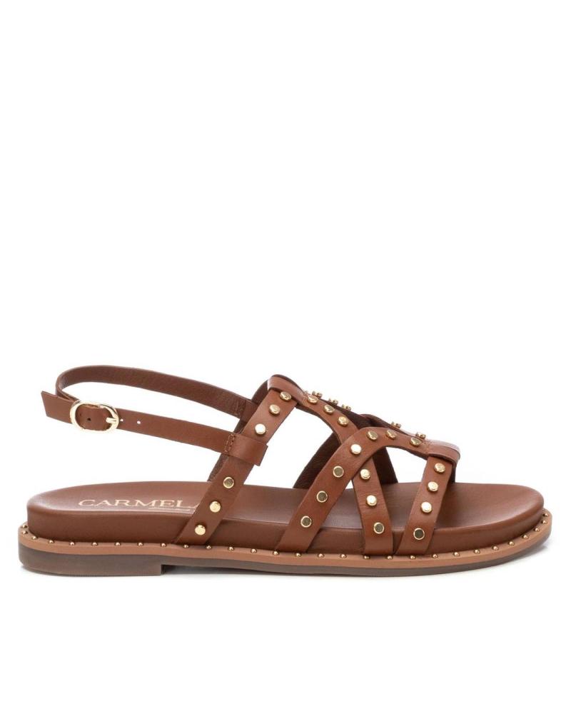 Sandalias de Mujer CARMELA SANDALIAS 162392 CON TACHUELAS CAMEL