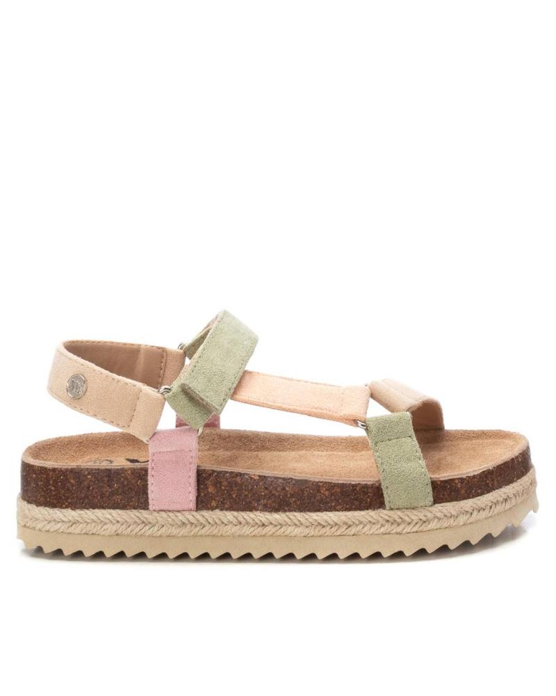 SANDALIAS XTI CON CIERRE DE VELCRO Y SUELA BIO - TONALIDADES BEIGE BEIGE