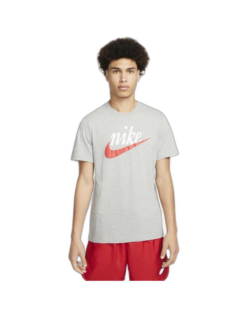 NIKE CAMISETA NSW FUTURA 2 TEE DZ3279-063 GRIS GRIS