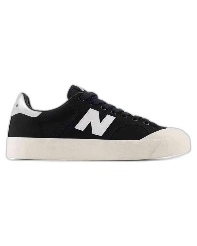 Zapatillas Casual New Balance 100 Negras Negro