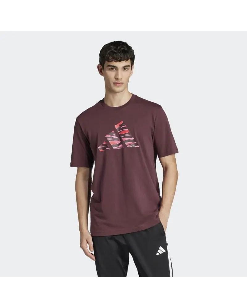 ADIDAS CAMISETA ESTAMPADA CON LOGO CAMO MODELO JI6769 RUBI