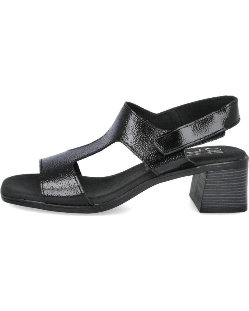 OH MY SANDALS SANDALIAS DE TACÓN NEGRAS 5617 CON TIRA FRONTAL ANCHA NEGRO