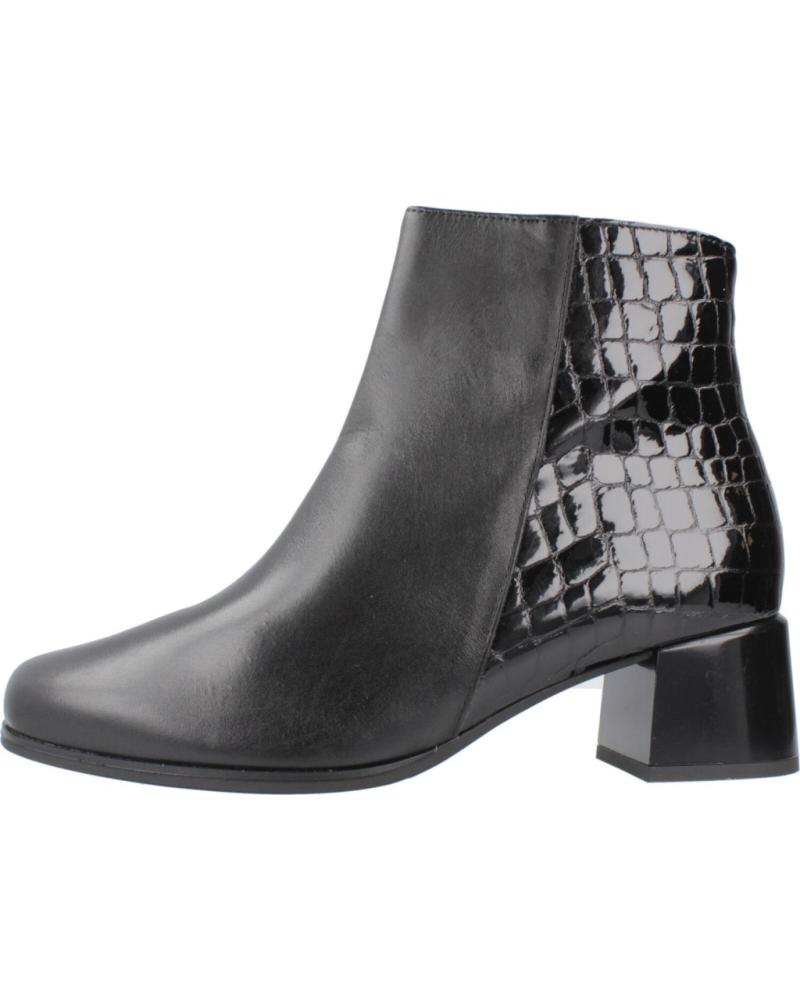 PITILLOS BOTÍN 10824 NEGRO CON DETALLE COCO CHAROL NEGRO