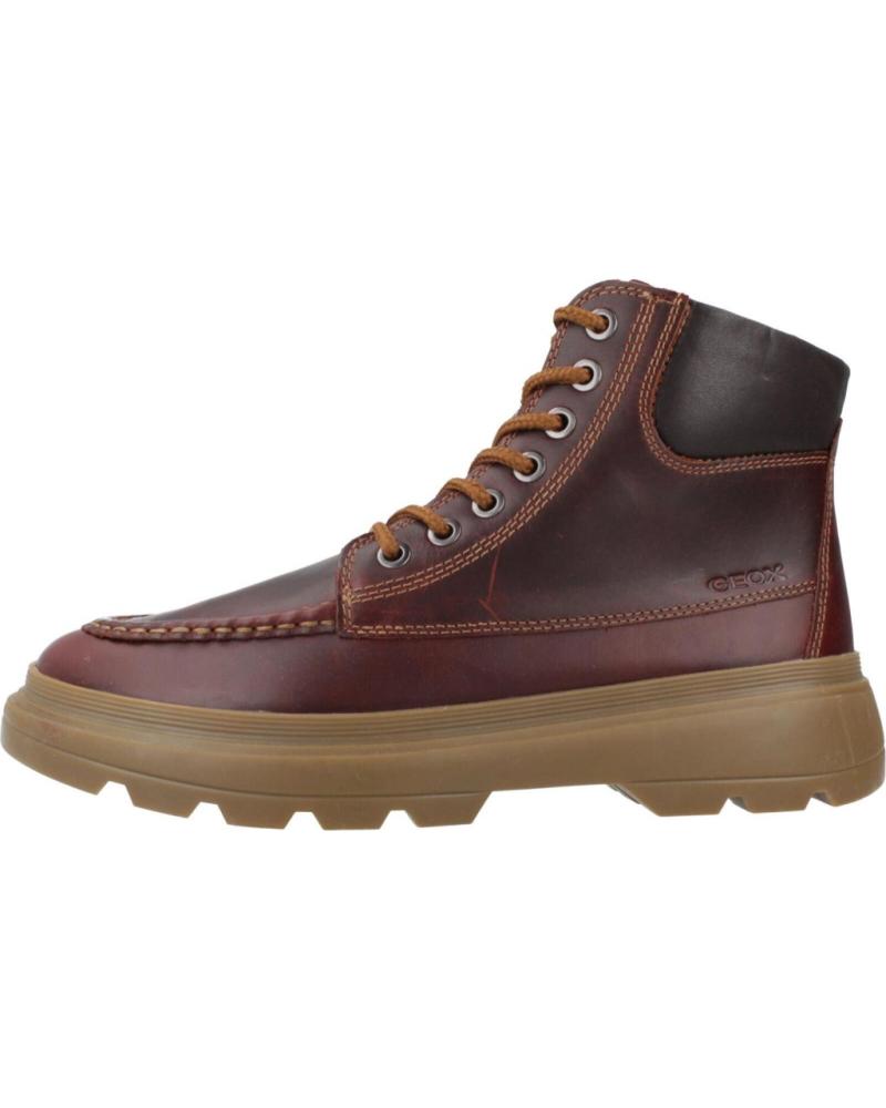 BOTAS GEOX J KIDDARTAH BOY C6009: ROBUSTEZ Y ESTILO BURDEOS PARA NIÑO C6009