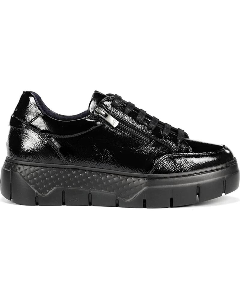 ZAPATILLAS FLUCHOS ILIA F2306 NEGRAS DE CHAROL CON CORDONES NEGRO