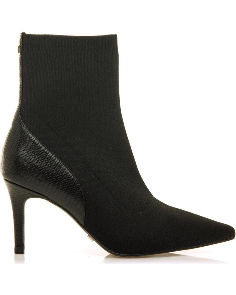 BOTINES MARIA MARE 63640 NEGROS DE TEJIDO ELÁSTICO CON TACÓN FINO NEGRO