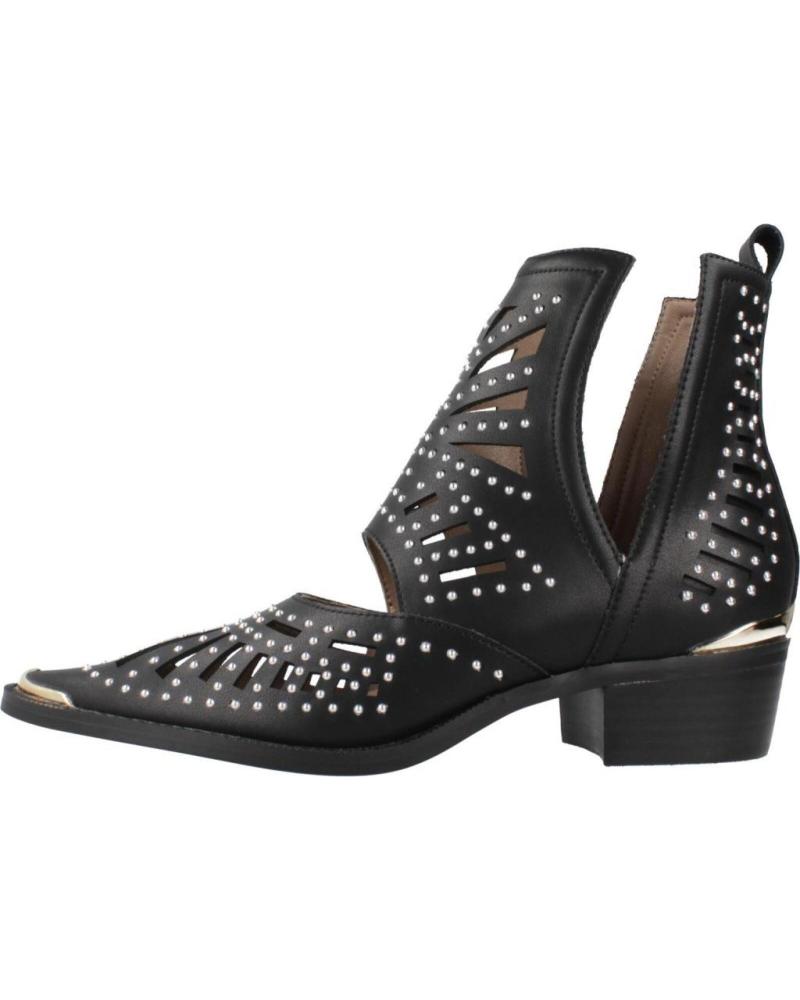 BOTINES CUT-OUT EXE MILAN 017E CON TACHUELAS Y PUNTA METÁLICA NEGROS BLACK