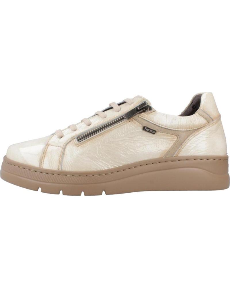ZAPATILLAS FLUCHOS CASUAL F1666 CHAROL BEIGE CON CREMALLERA Y ELÁSTICO BEIG