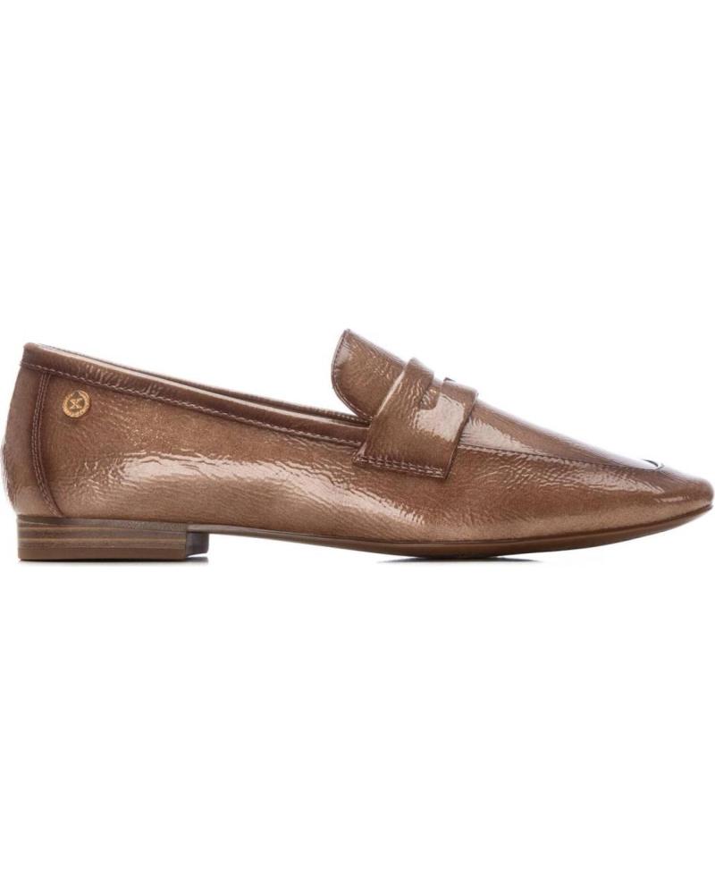 MOCASINES XTI 144244 BEIGE PUNTERA FINA EFECTO CHAROL BEIGE