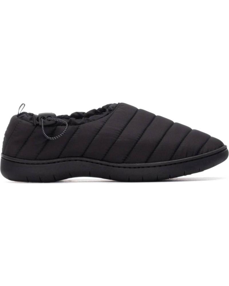 ZAPATILLAS DE ESTAR POR CASA XTI 144709 NEGRAS NEGRO