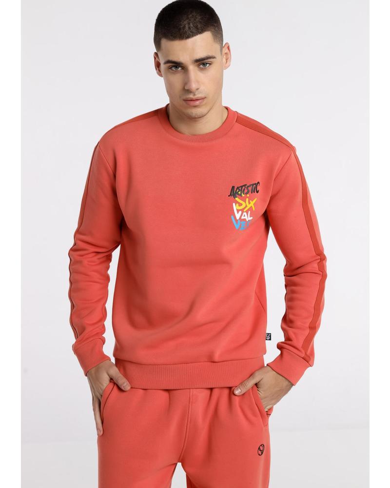 SUDADERA ROJA SIX VALVES CON CUELLO REDONDO Y DETALLE GRÁFICO ROJO
