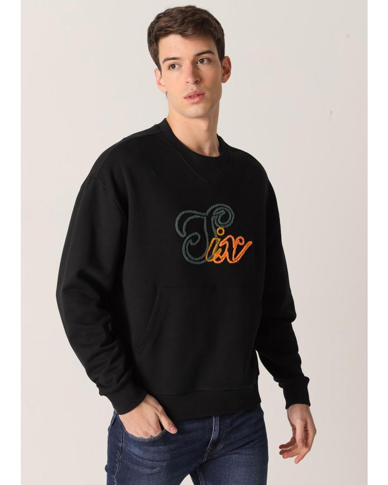 SUDADERA SIX VALVES CHENILLA CON CUELLO CAJA NEGRA NEGRO