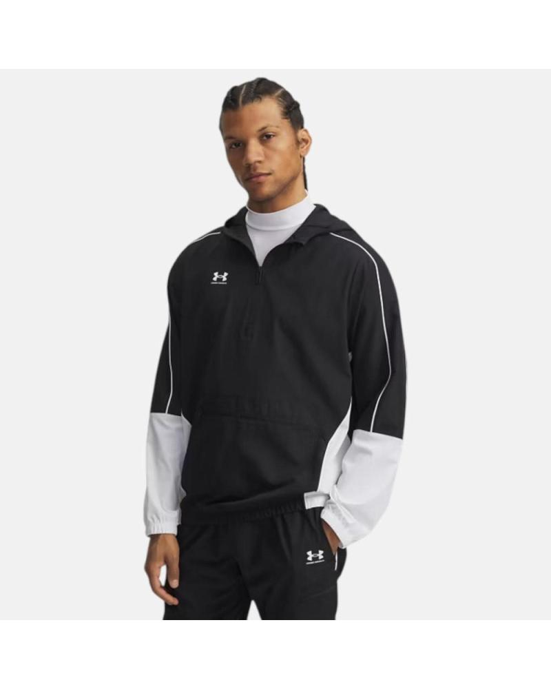 CHAQUETA DEPORTIVA UNDER ARMOUR NEGRA Y BLANCA NAN