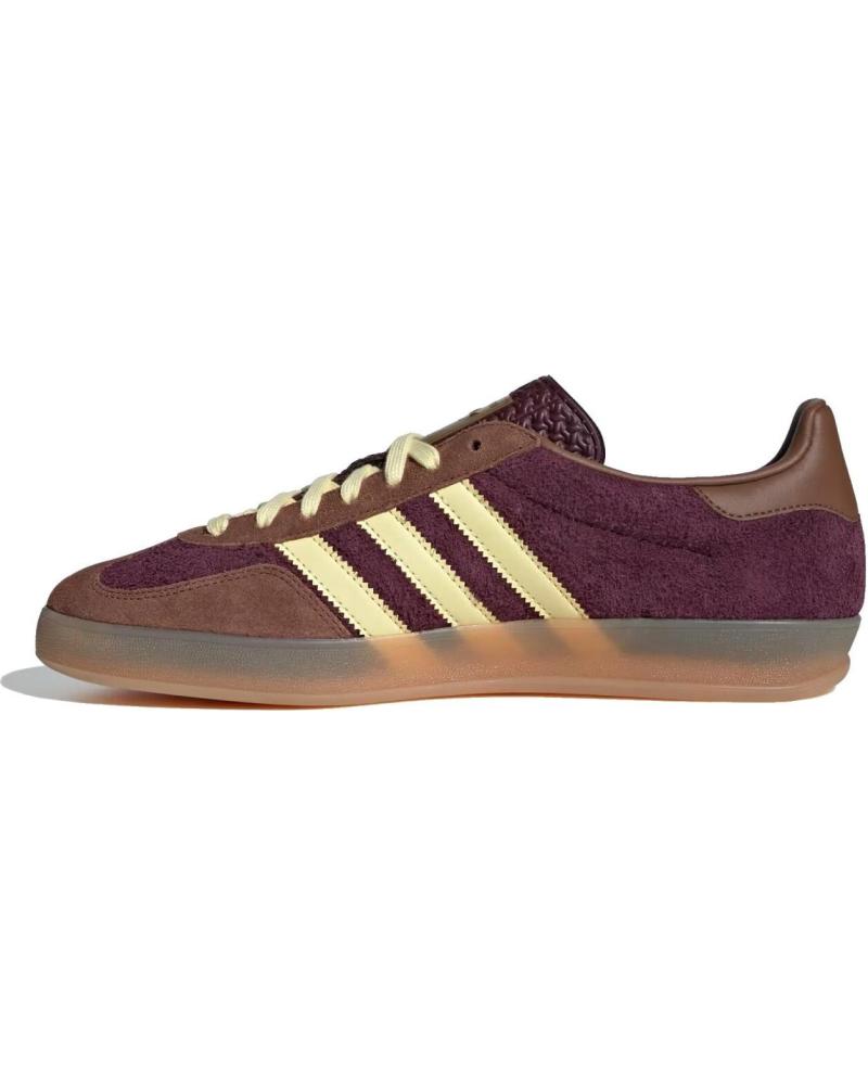 ZAPATILLAS ADIDAS GAZELLE INDOOR JI0324 GRANATE CON DETALLES AMARILLO CLARO BURGUNDY