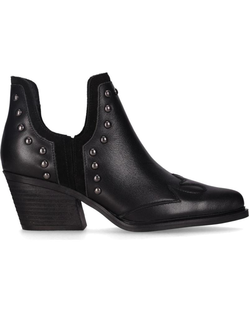 CHIKA10 BOTÍN COWBOY NEREIDA 10 NEGRO CON TACHUELAS NEGRO-BLACK