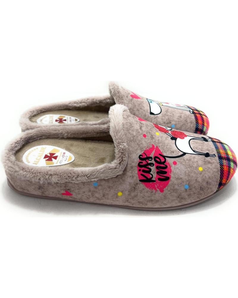 ALCALDE ZAPATILLAS DE CASA CON PLANTILLA EXTRAÍBLE Y DISEÑO PERROS BEIGE BEIGE