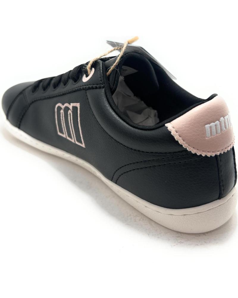 ZAPATILLAS CASUAL MTNG MUSTANG CLASSIC CORDÓN NEGRAS NEGRO