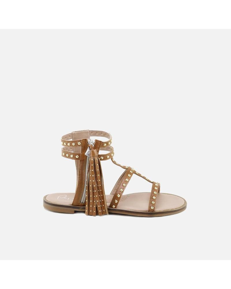 SANDALIA ELI CON TACHAS Y BORLA 1957 MARRÓN MARRON