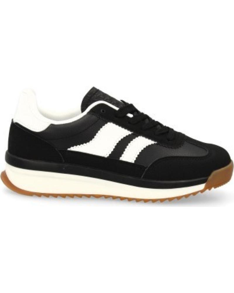 ZAPATILLAS CASUAL SPORT3PUNTO0 MODELO 8855 NEGRO VARIOS COLORES