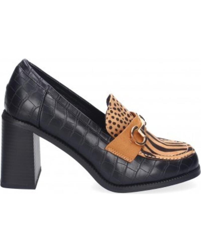 MOCASINES DE MUJER SPORT3PUNTO0 FF-3347 CON TACÓN Y DETALLE MULTICOLOR VARIOS COLORES