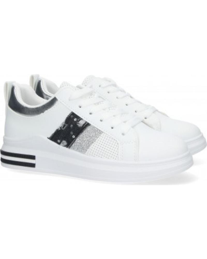 ZAPATILLAS DEPORTIVAS SPORT3PUNTO0 FC-13 CON DETALLES NEGROS Y PLATA VARIOS COLORES