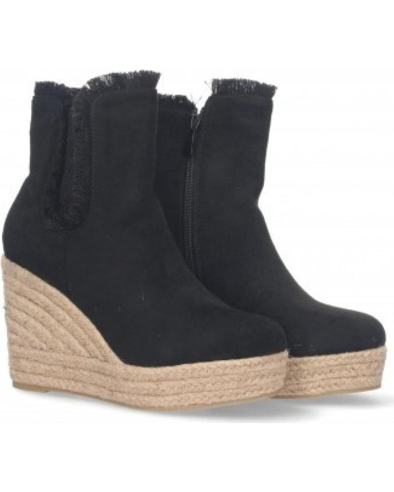 BOTAS SPORT3PUNTO0 CON CUÑA Y TEJIDO ELÁSTICO VARIOS COLORES