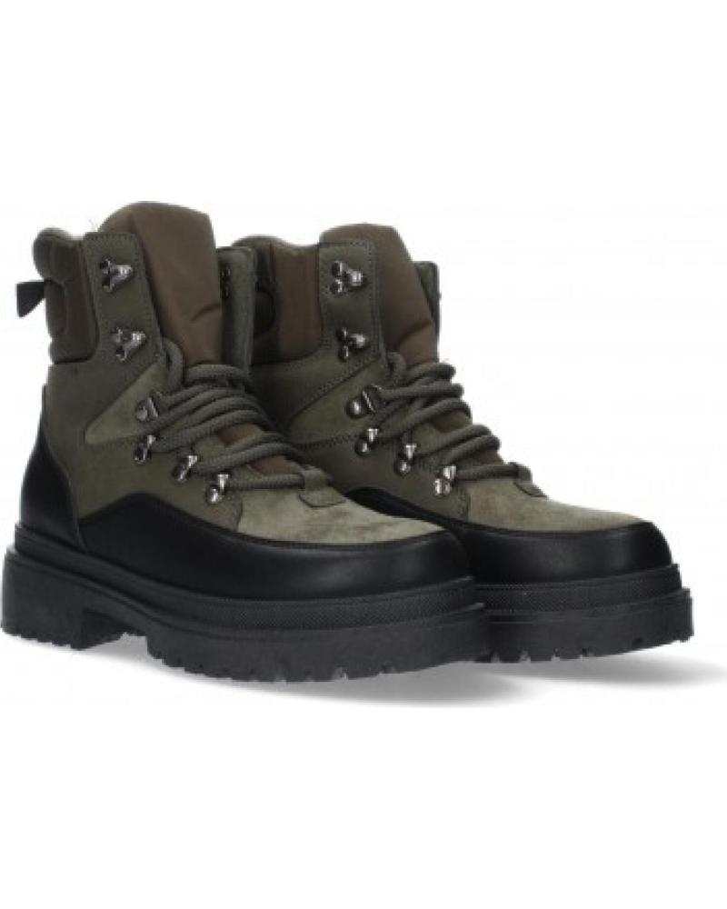 BOTAS DE SENDERISMO SPORT3PUNTO0 MODELO 2CD-2063 VERDE VARIOS COLORES