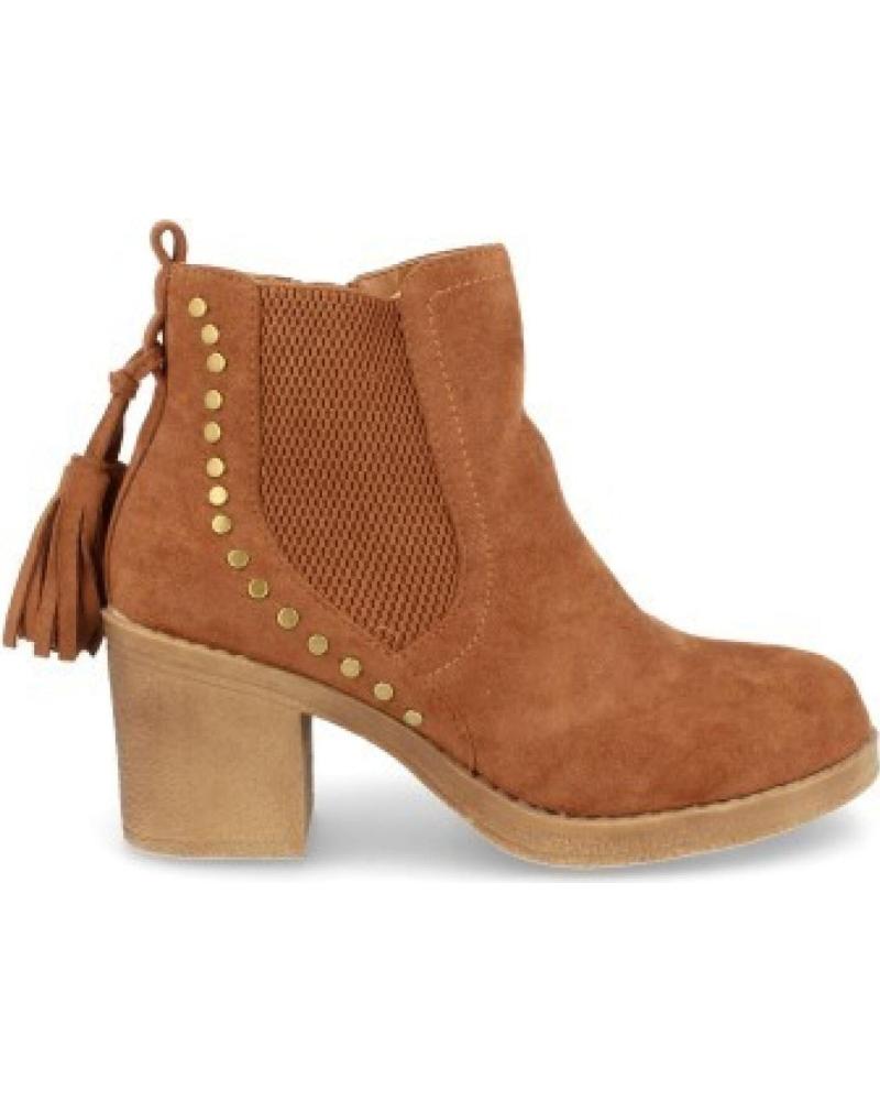 BOTAS SPORT3PUNTO0 YZ19-19 CAMEL CON TACHUELAS Y FLECOS VARIOS COLORES